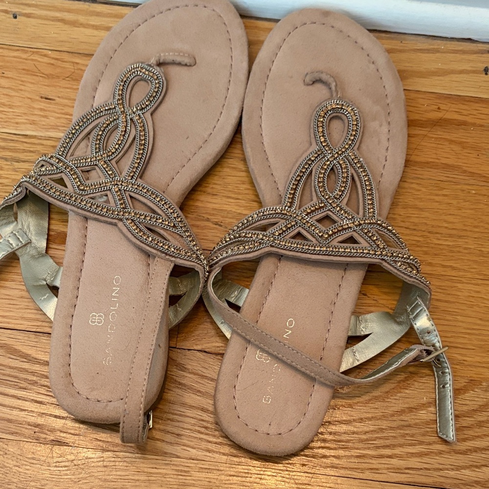 Bandolino Beaded Tan Sandals